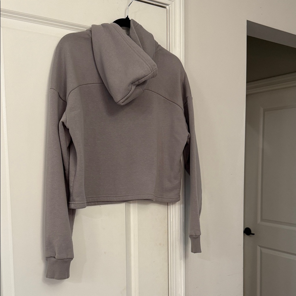 CRopped Gray Hoodie Large - Picture 4 of 4